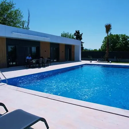 Отель Turunc 2 4*